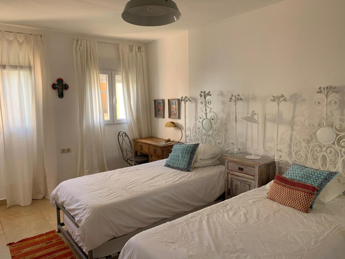 Casa 4 Habitaciones Con Jardin Y Piscina 10 Pax Захара-де-лос-Атунес Экстерьер фото